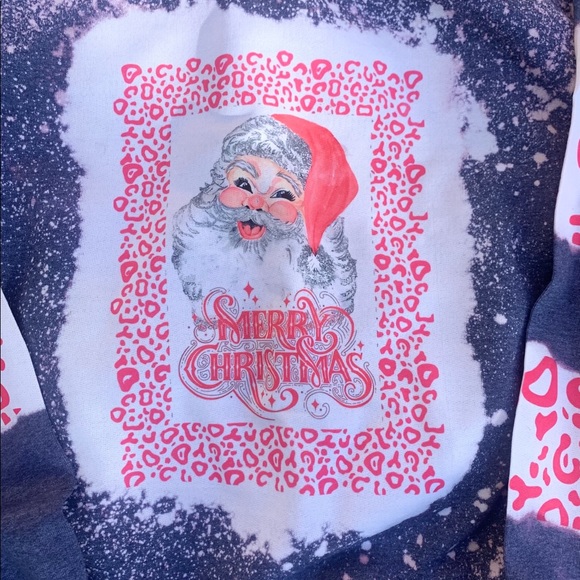 Pink Cheetah Santa Crewneck - Picture 2 of 4